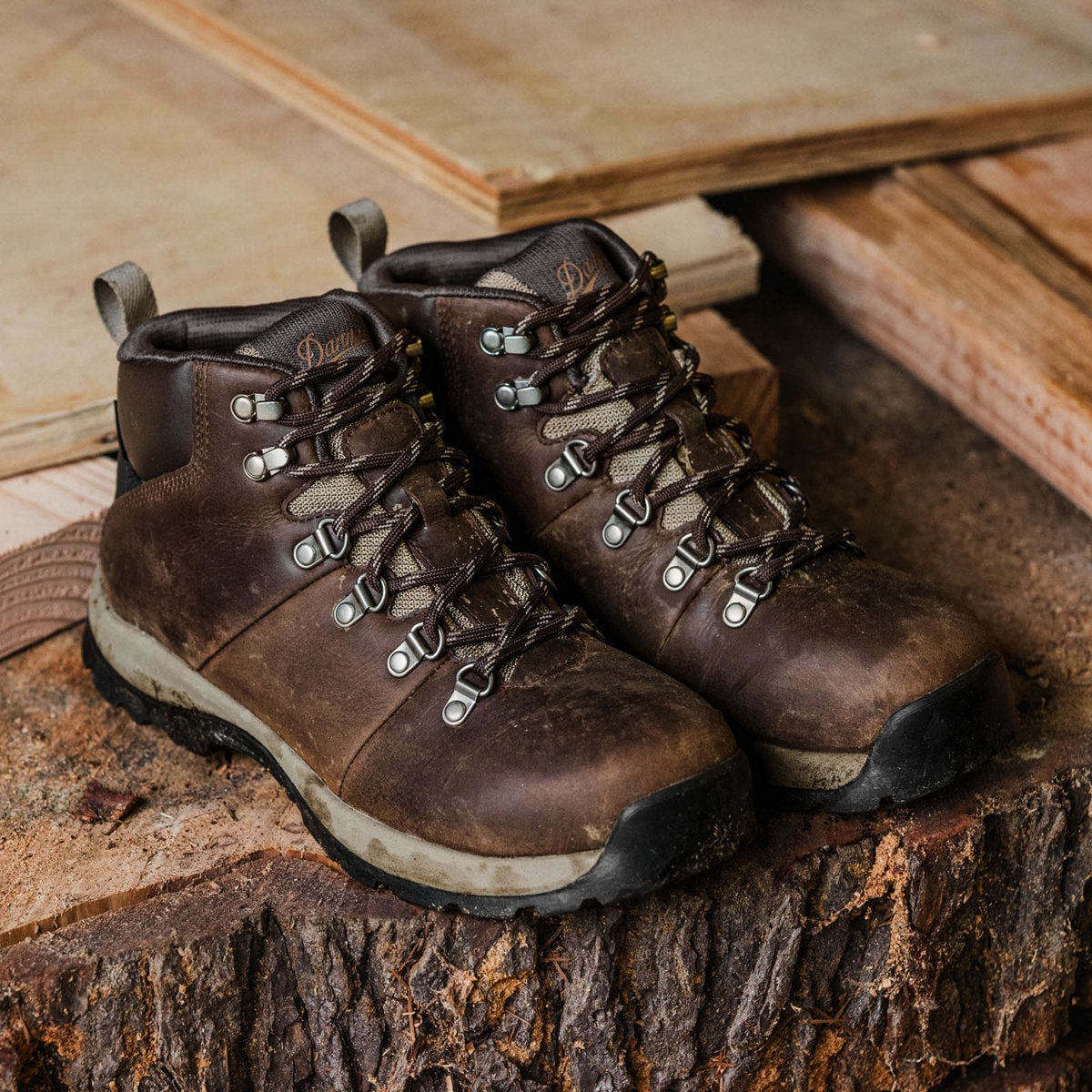 Danner Women's Sandy Ridge 4.5" Plain Toe Waterproof Work Boot -Brown- 11320  - Overlook Boots