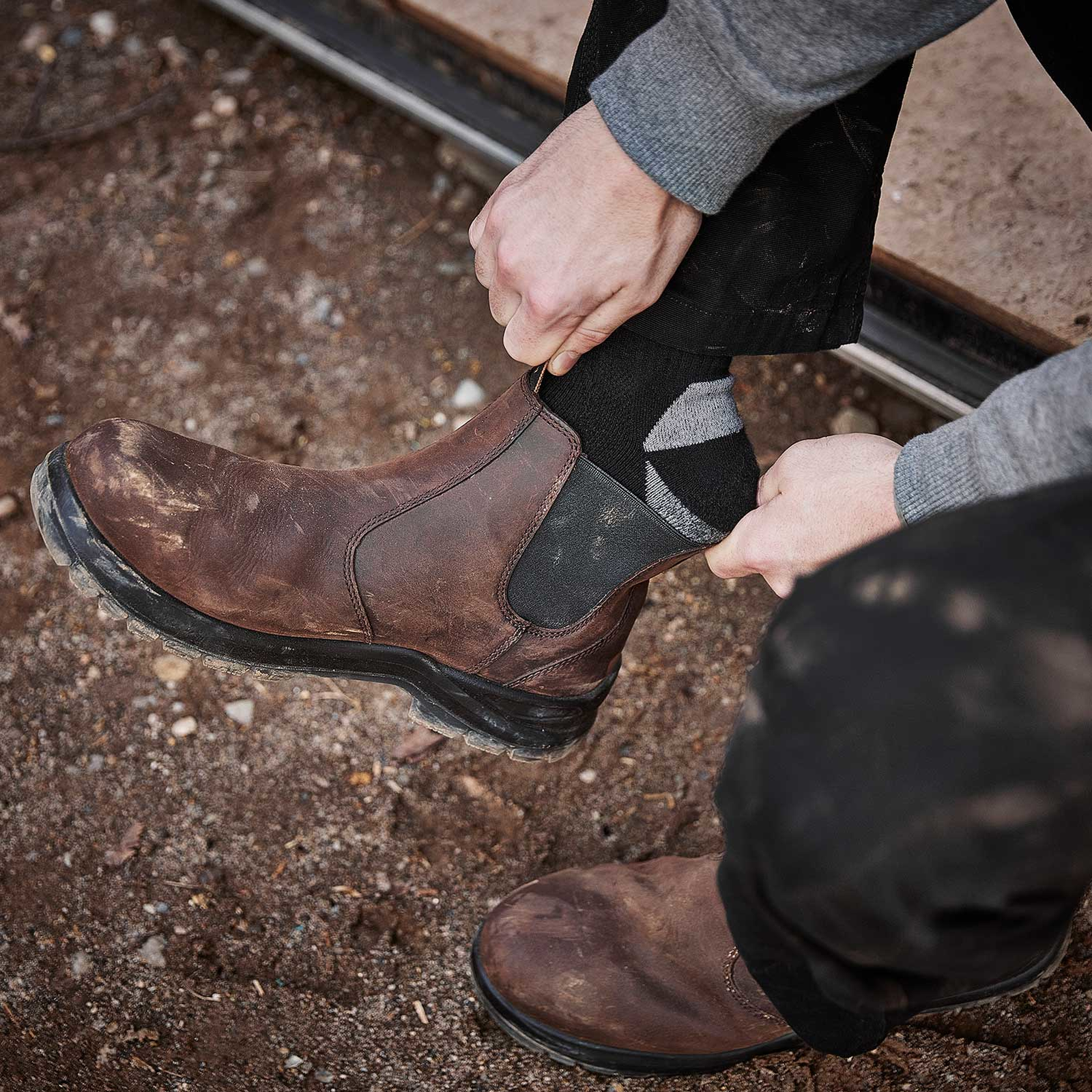 Terra Men's Murphy 6" Comp Toe WP Pull On Safety Work Boot- Brown- R4NRDB - Overlook Boots